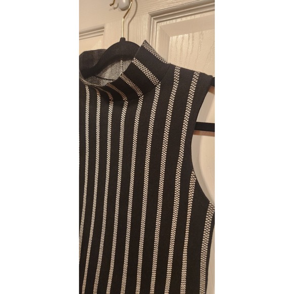 Moth by Anthropologie Ribbed Sleeveless Mock Neck Stripped Top Women's XS - Picture 3 of 9